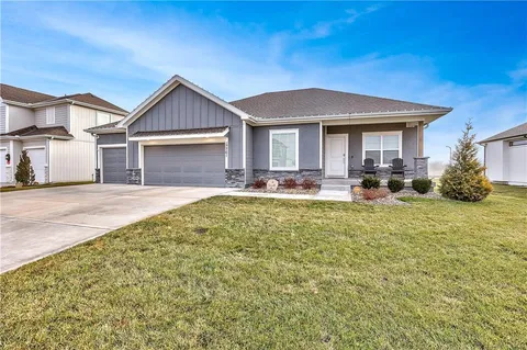 $515,000 | 17761 Greeley Street, Gardner, KS 66030