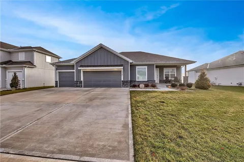 $515,000 | 17761 Greeley Street, Gardner, KS 66030
