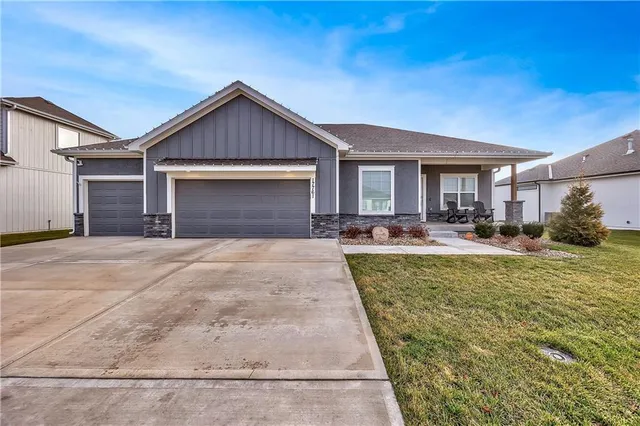 $515,000 | 17761 Greeley Street, Gardner, KS 66030