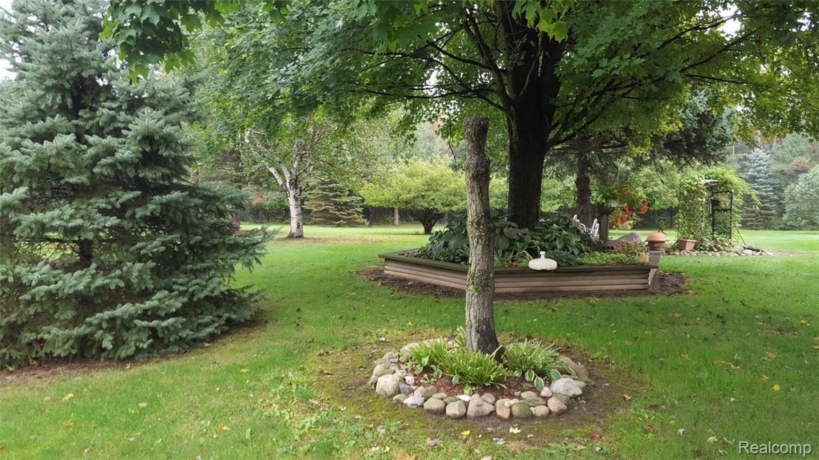 4261 Crawford Road Dryden, MI 48428 - Photo 6 of 29 yard view - Copy.jpg