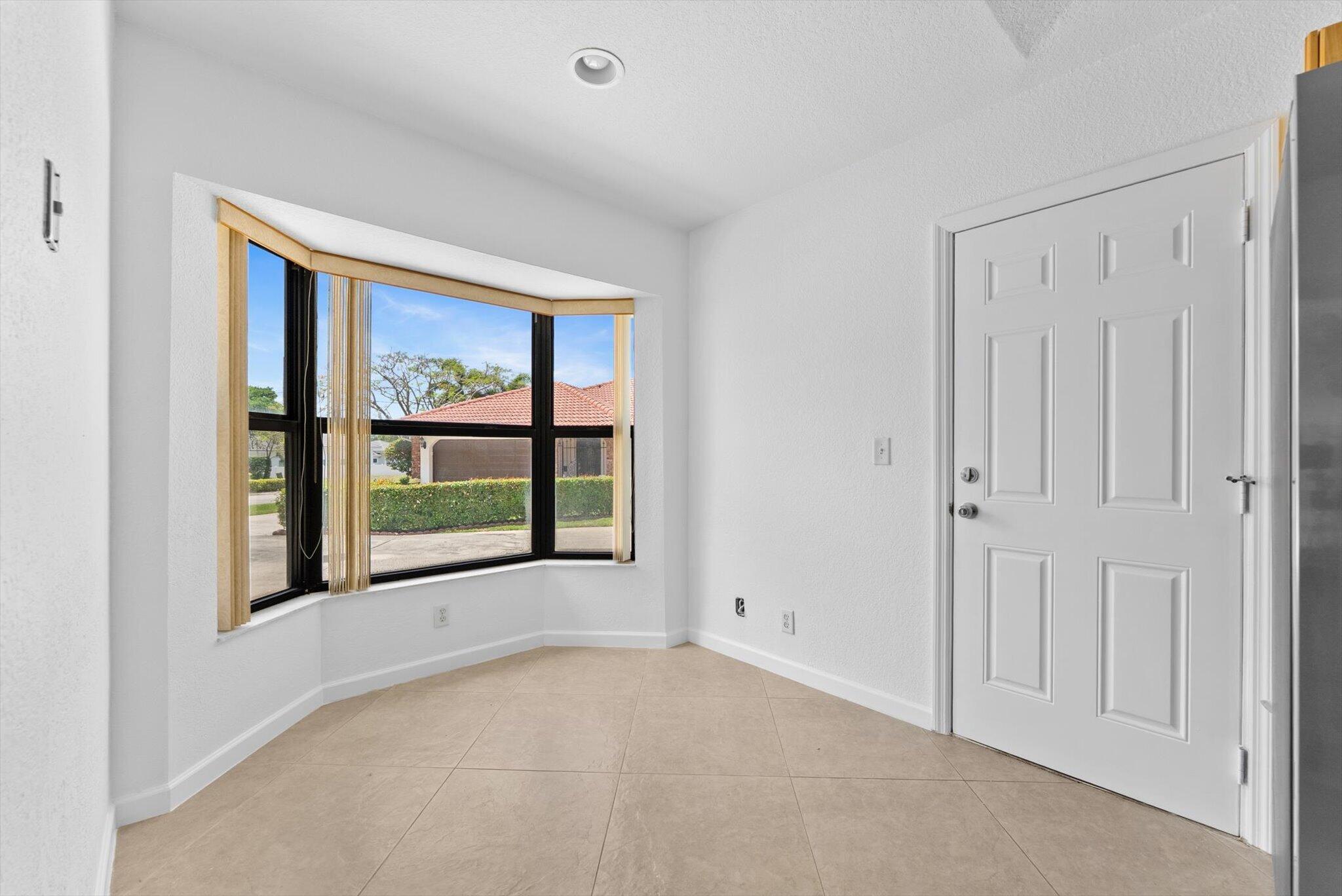 375 Northwest 42nd Street Boca Raton, FL 33431 - Photo 9 of 27 09-9