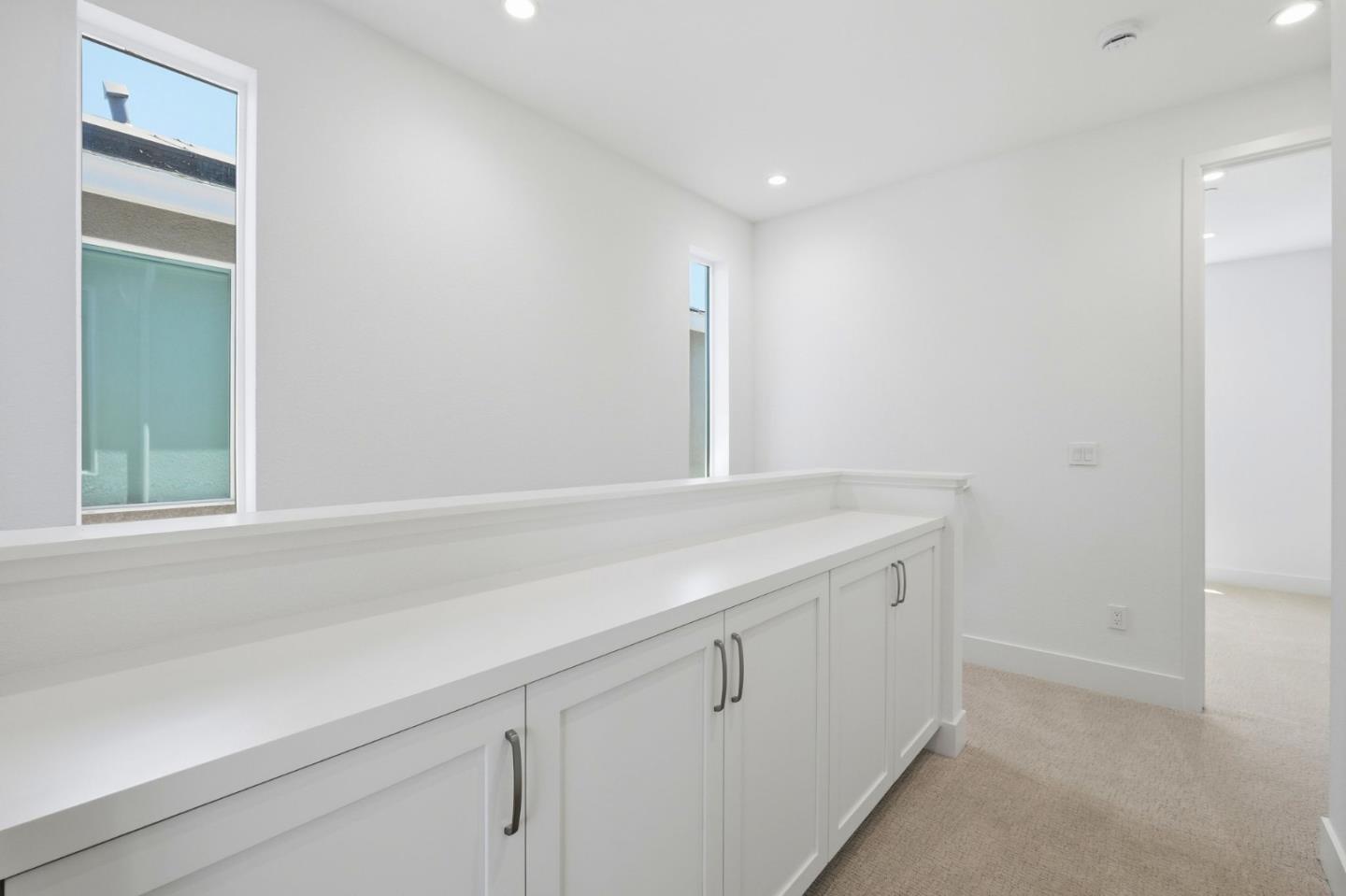 1002 Rojo Terrace San Ramon, CA 94583 - Photo 8 of 27 Gallery Image 8