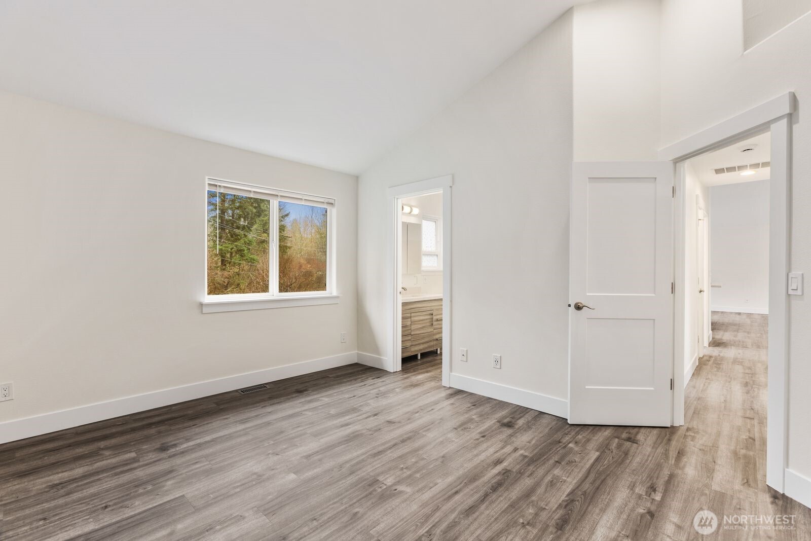 21659 Southeast 239th Place Maple Valley, WA 98038 - Photo 14 of 34
