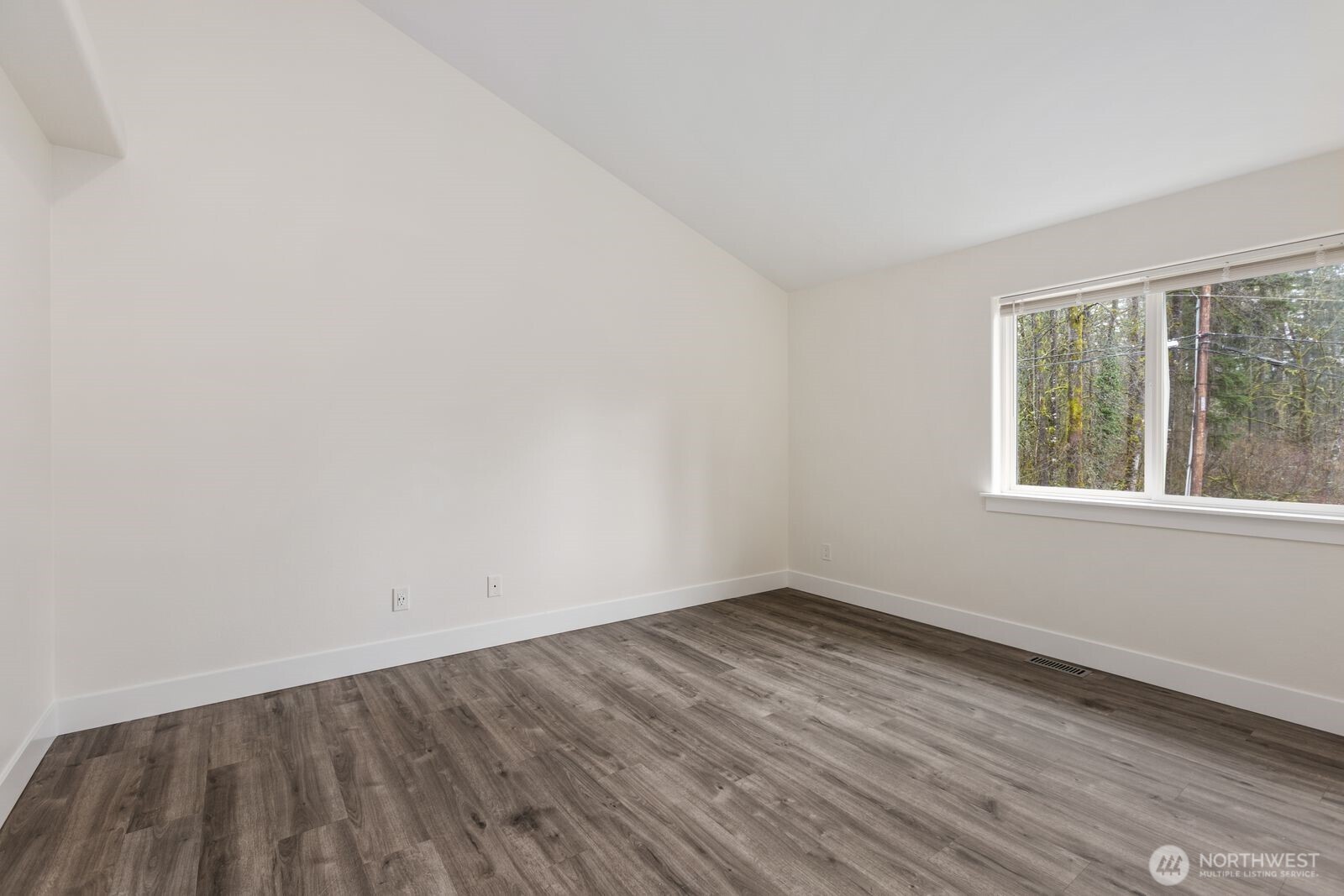 21659 Southeast 239th Place Maple Valley, WA 98038 - Photo 18 of 34