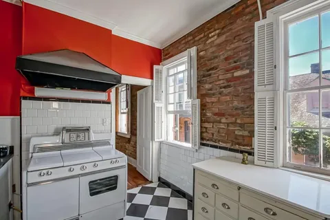 $1,625,000 | 1101 Royal Street, New Orleans, LA 70116