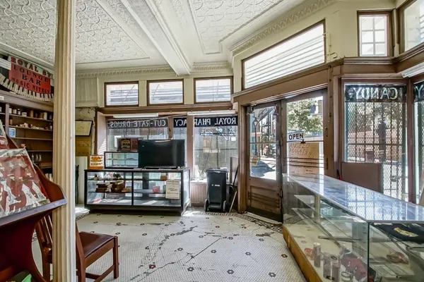 $1,625,000 | 1101 Royal Street, New Orleans, LA 70116