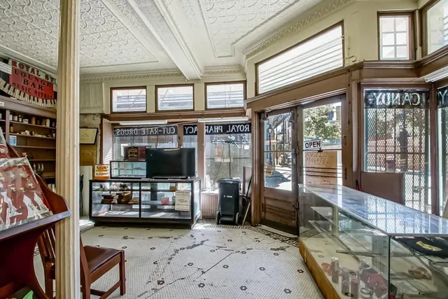 $1,625,000 | 1101 Royal Street, New Orleans, LA 70116