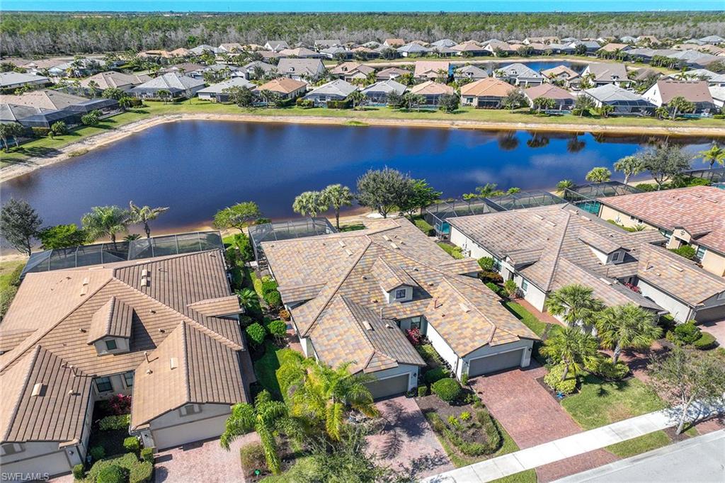 7639 Jacaranda Lane Naples, FL 34114 - Photo 4 of 50