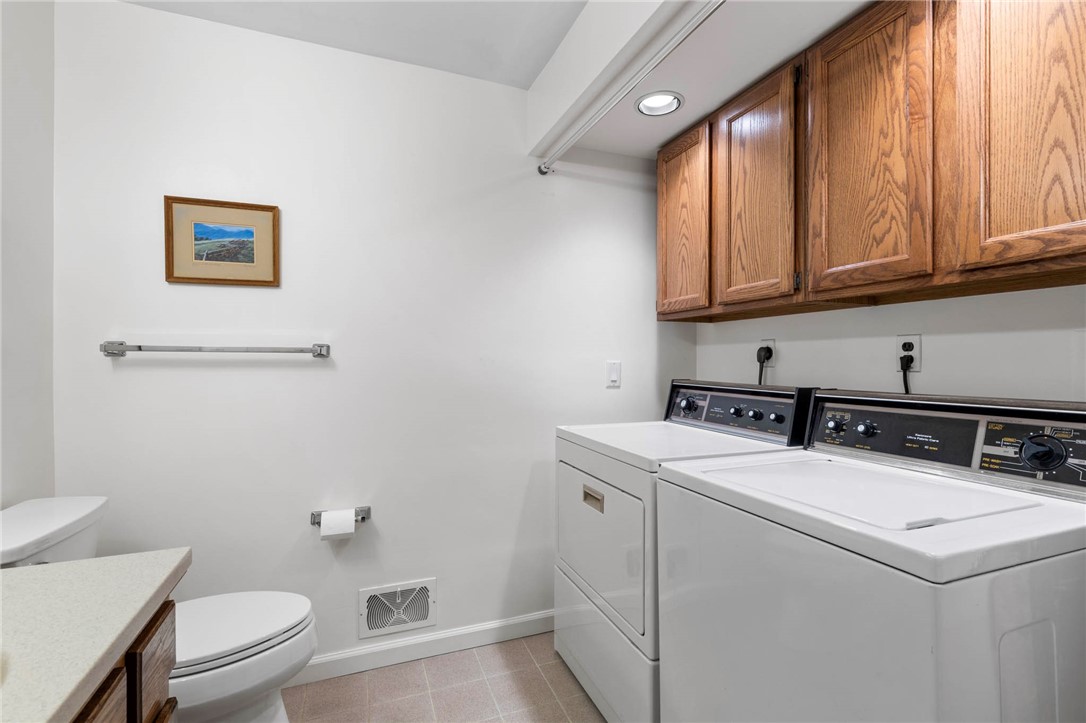 693 Ashdon Circle Webster, NY 14580 - Photo 22 of 50 1st fl powder room combo laundy room