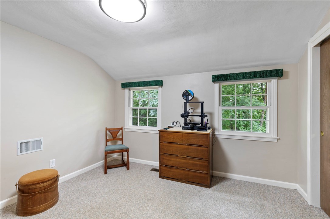 693 Ashdon Circle Webster, NY 14580 - Photo 33 of 50 third bedroom