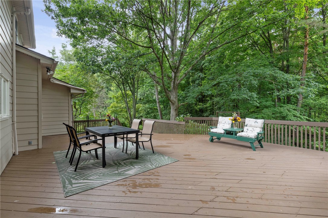693 Ashdon Circle Webster, NY 14580 - Photo 44 of 50 Back deck
