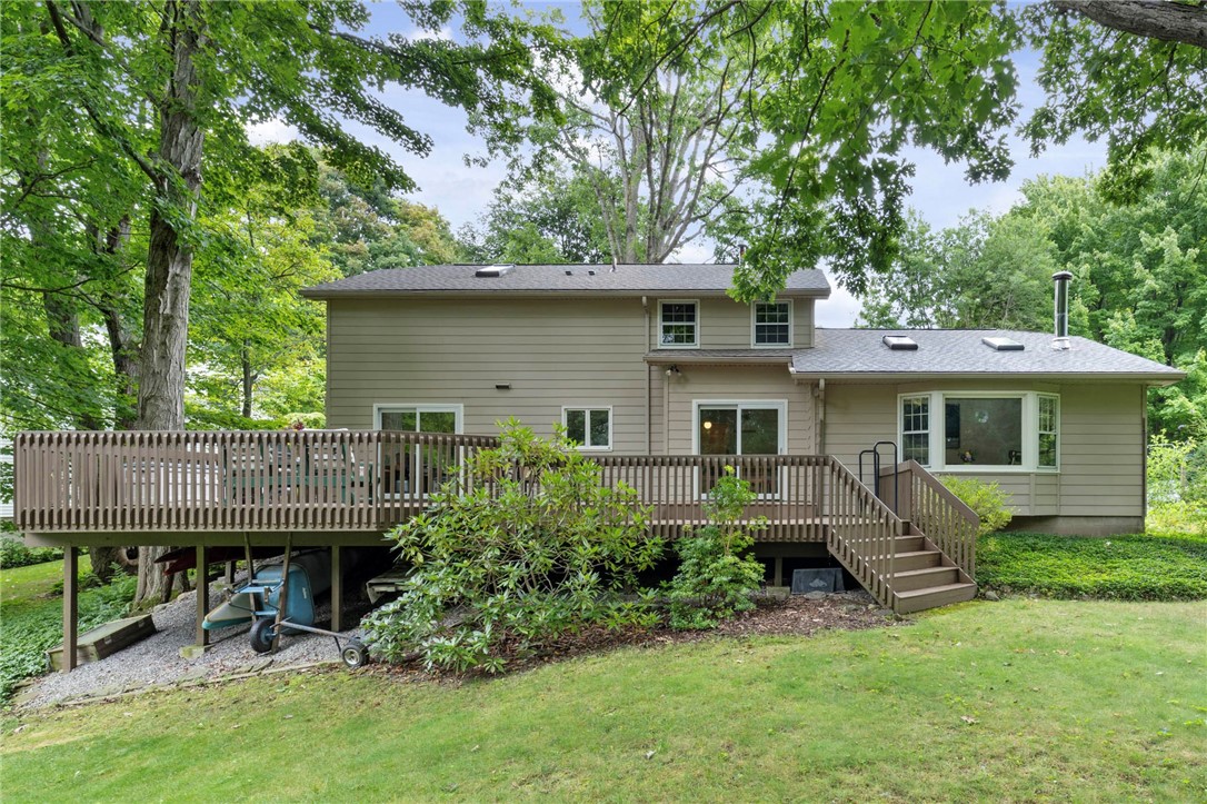 693 Ashdon Circle Webster, NY 14580 - Photo 50 of 50 Back of house