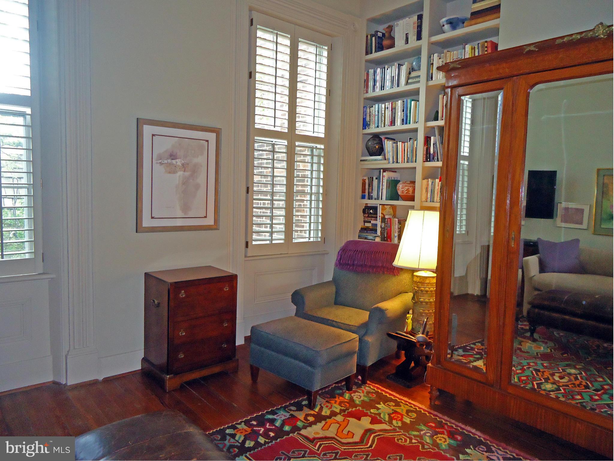 603 Queen Street, Unit 2 Alexandria, VA 22314 - Photo 9 of 29 Bedroom 2