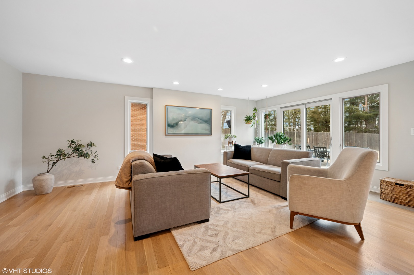 1115 Hunter Road Glenview, IL 60025 - Photo 11 of 34