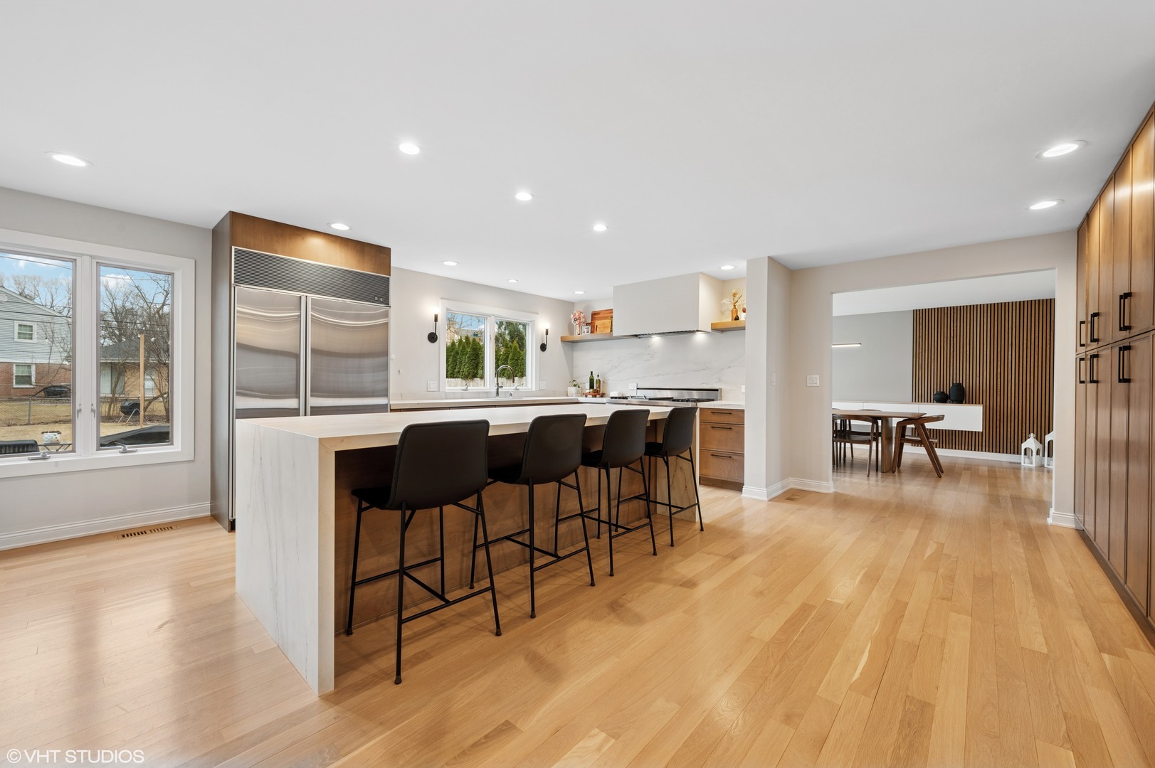 1115 Hunter Road Glenview, IL 60025 - Photo 7 of 34