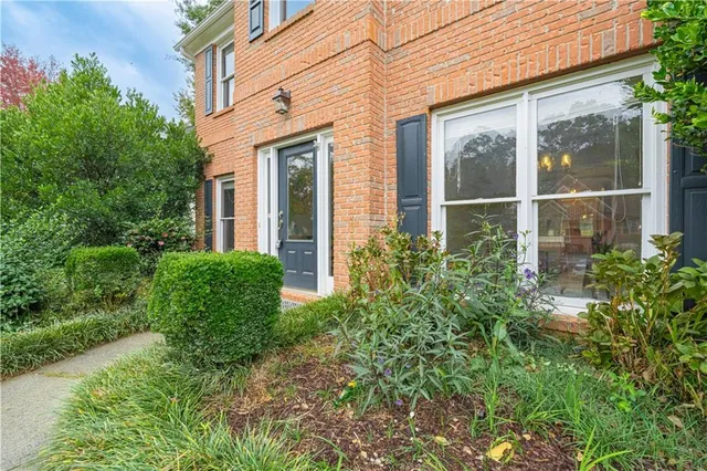 $539,000 | 3720 Brookefall Landing, Suwanee, GA 30024