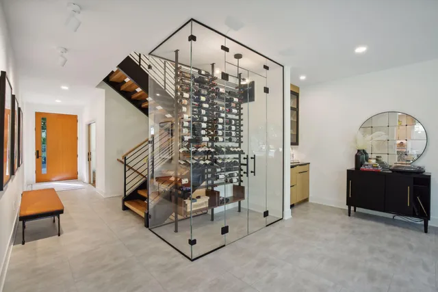 $2,600,000 | Xxxx (lot 2-block 3) Xxxx (lot 2-block 3) Halstead Avenue, Minnetrista, MN 55364