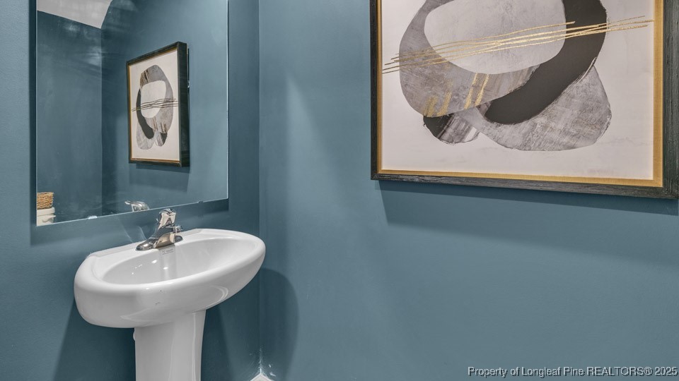604 Wilder Bloom Path Aberdeen, NC 28315 - Photo 26 of 31 Powder Room