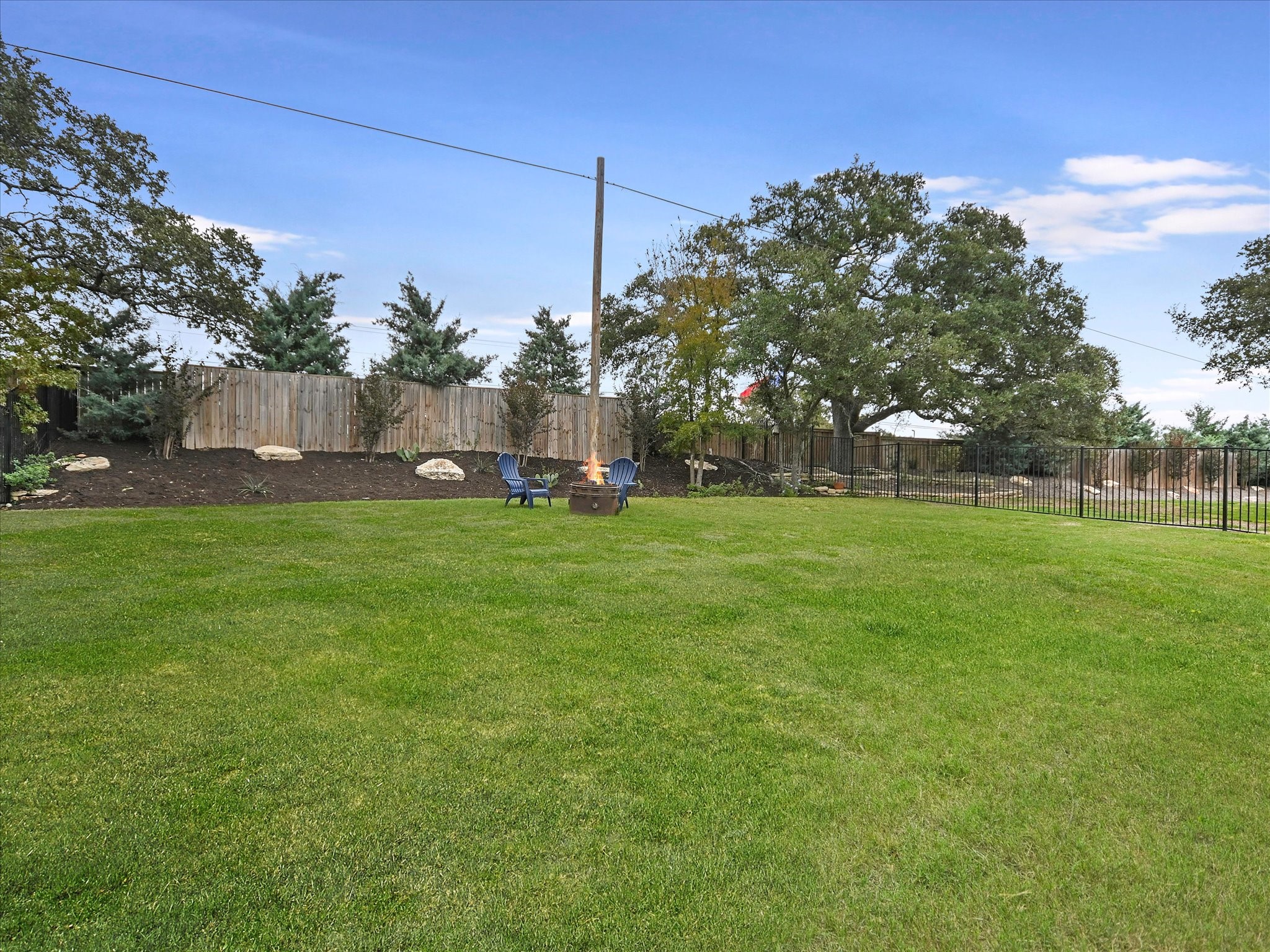 170 Bunker Rnch Boulevard, Unit 16 Dripping Springs, TX 78620 - Photo 19 of 20 Gallery Image 19