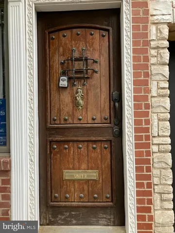 $2,000 | 433 West Girard Avenue, Unit 2, Philadelphia, PA 19123