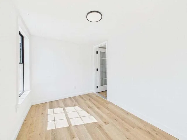 $1,300 | 412 Church Street, Crestview, FL 32539