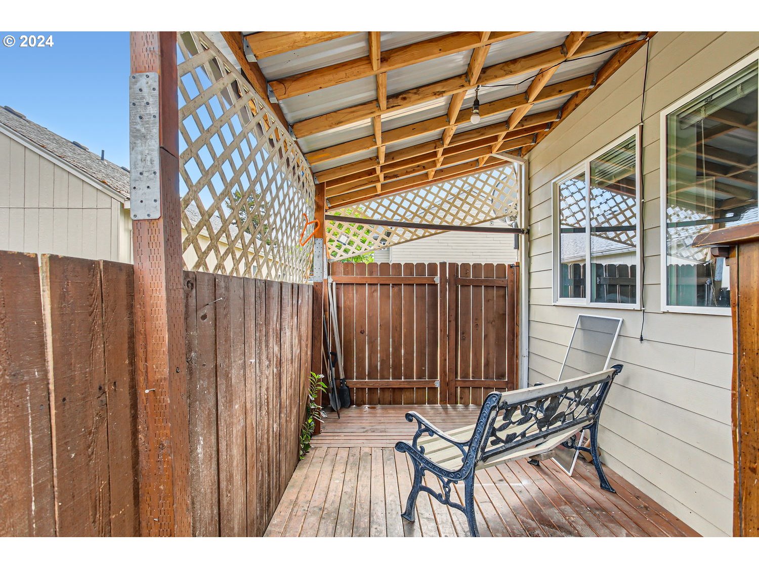 11405 Southeast Clinton Street Portland, OR 97266 - Photo 26 of 29 a view of outdoor space with seating space