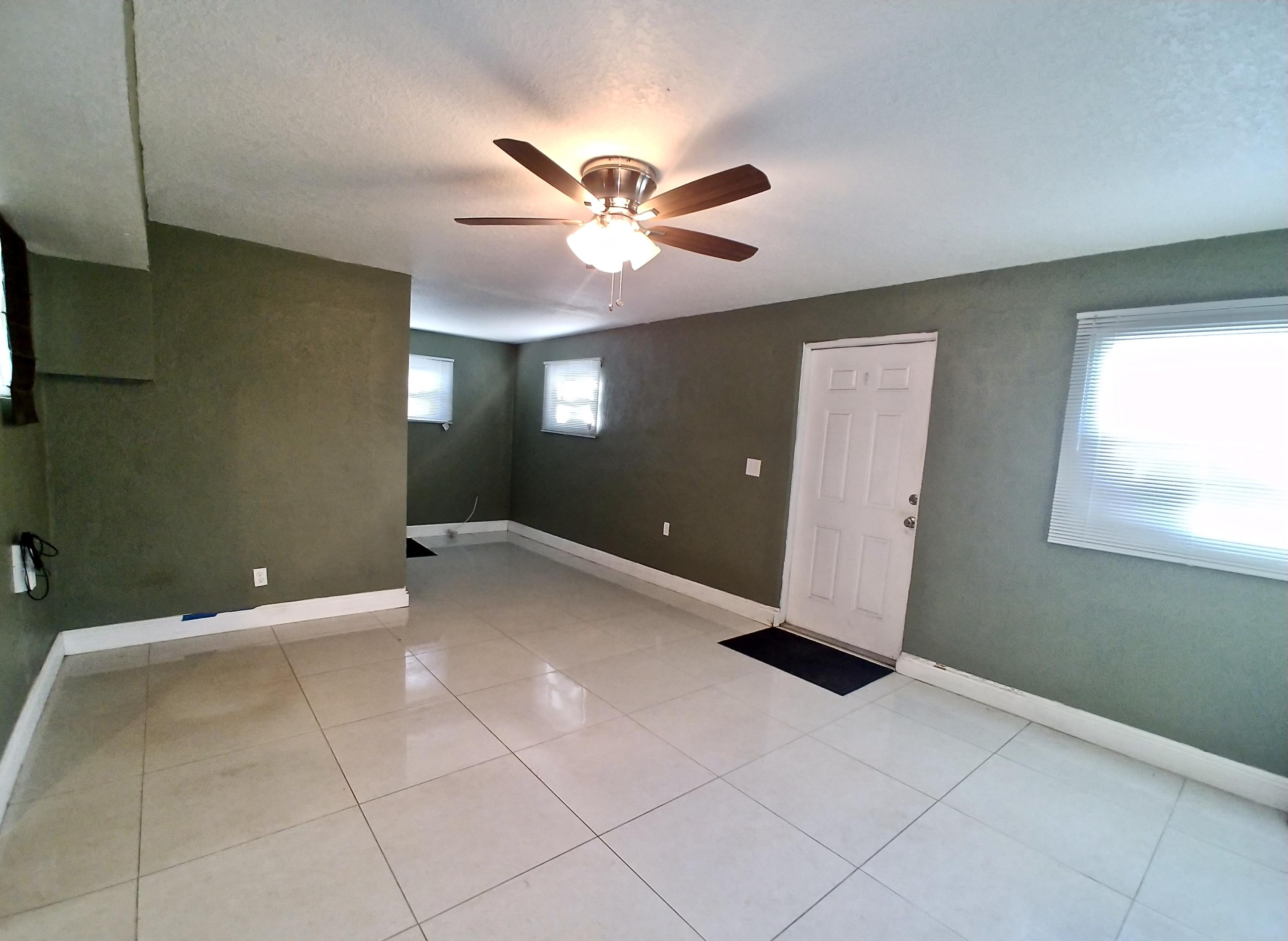 7898 Terrace Road Lake Worth, FL 33462 - Photo 4 of 21 fullsizeoutput_6ae