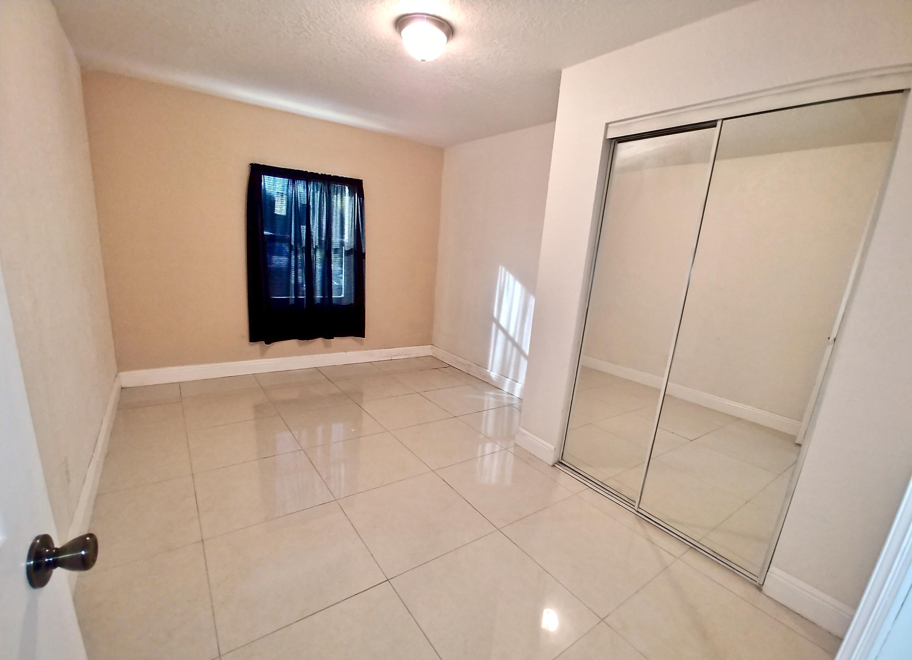 7898 Terrace Road Lake Worth, FL 33462 - Photo 10 of 21 fullsizeoutput_6bc