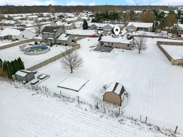 $348,500 | 11905 Sandbrooke Drive, Millersburg, IN 46543