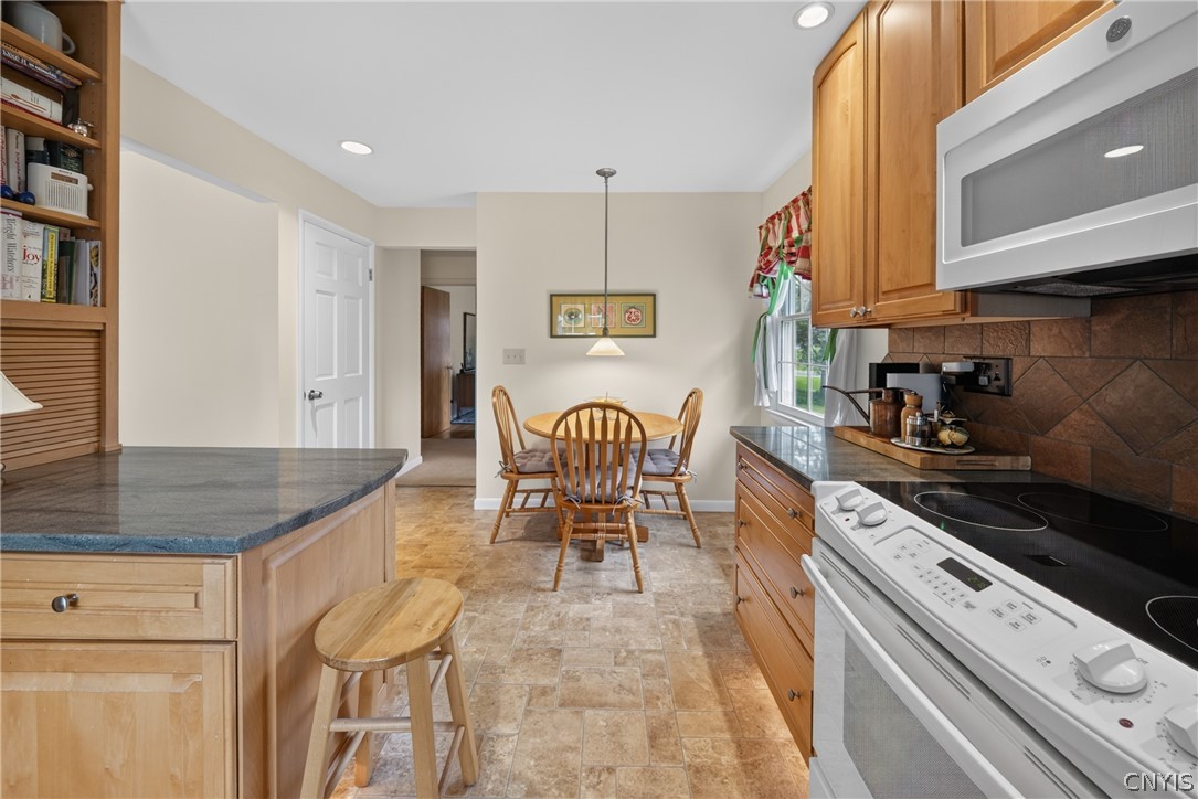 4777 Enders Road Manlius, NY 13104 - Photo 18 of 48
