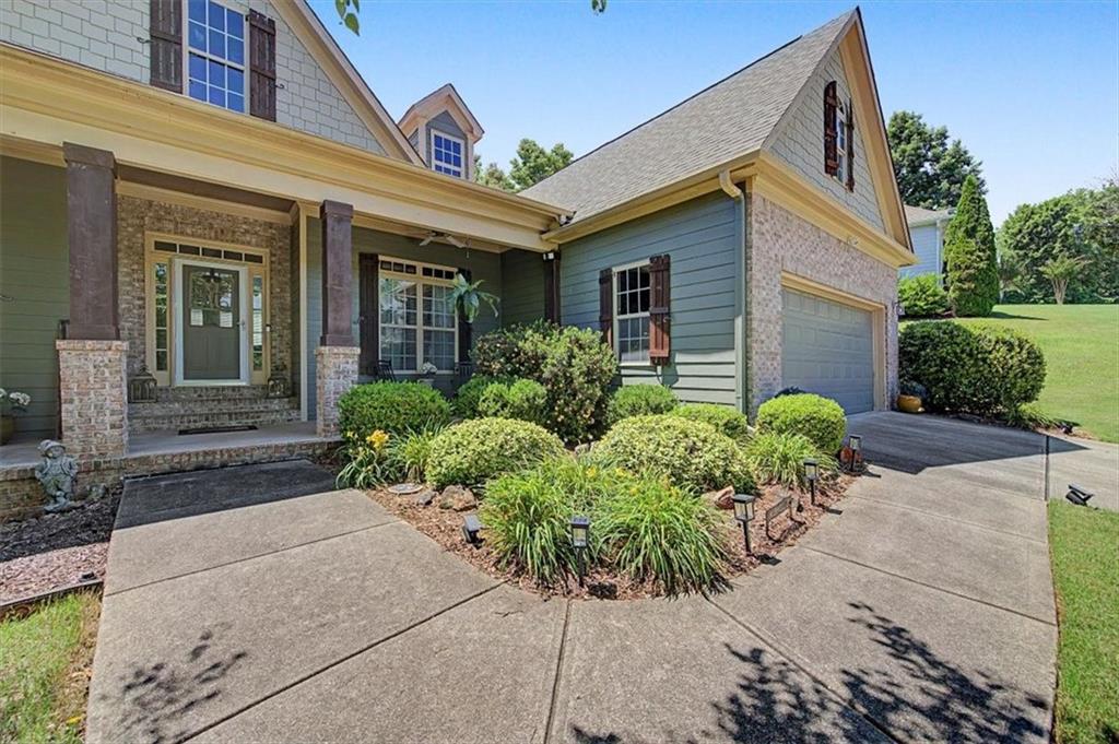 27 Roberson Drive Cartersville, GA 30121 - Photo 7 of 68