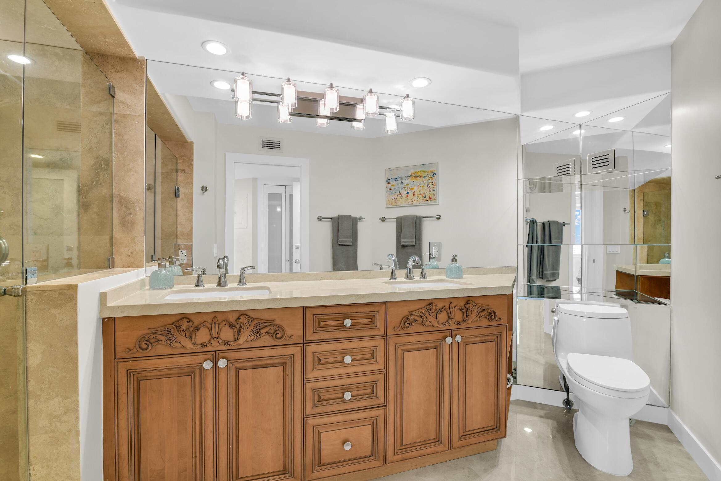 500 South Ocean Boulevard, Unit 1009 Boca Raton, FL 33432 - Photo 20 of 57 Primary Bathroom