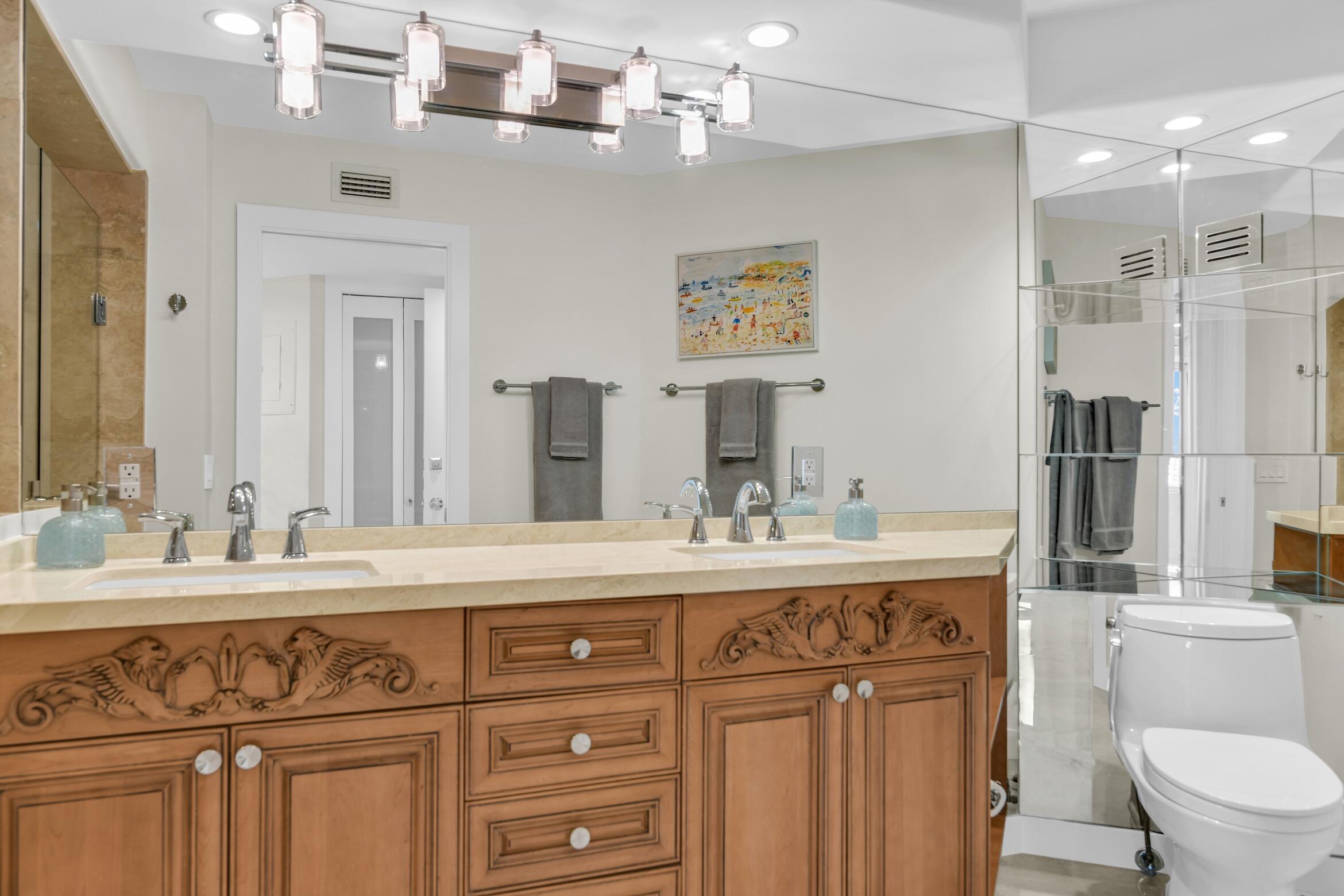500 South Ocean Boulevard, Unit 1009 Boca Raton, FL 33432 - Photo 21 of 57 Primary Bathroom