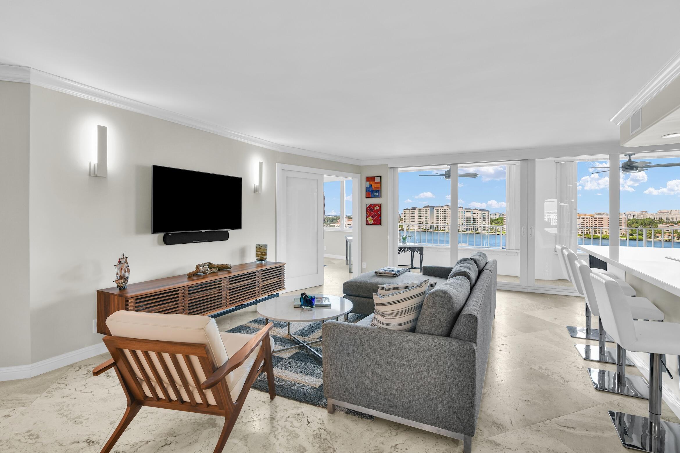 500 South Ocean Boulevard, Unit 1009 Boca Raton, FL 33432 - Photo 4 of 57 Living Room