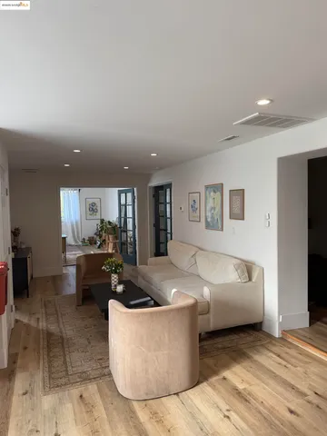 $3,500 | 838 Vermont Street, Oakland, CA 94610