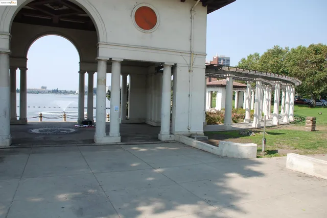 $3,500 | 838 Vermont Street, Oakland, CA 94610