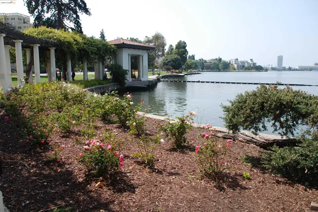 $3,500 | 838 Vermont Street, Oakland, CA 94610