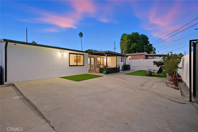 $938,888 | 6250 Coldwater Canyon Avenue, North Hollywood, CA 91606