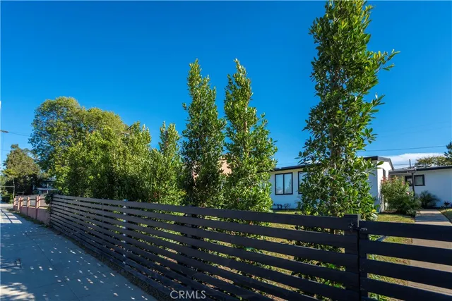 $938,888 | 6250 Coldwater Canyon Avenue, North Hollywood, CA 91606