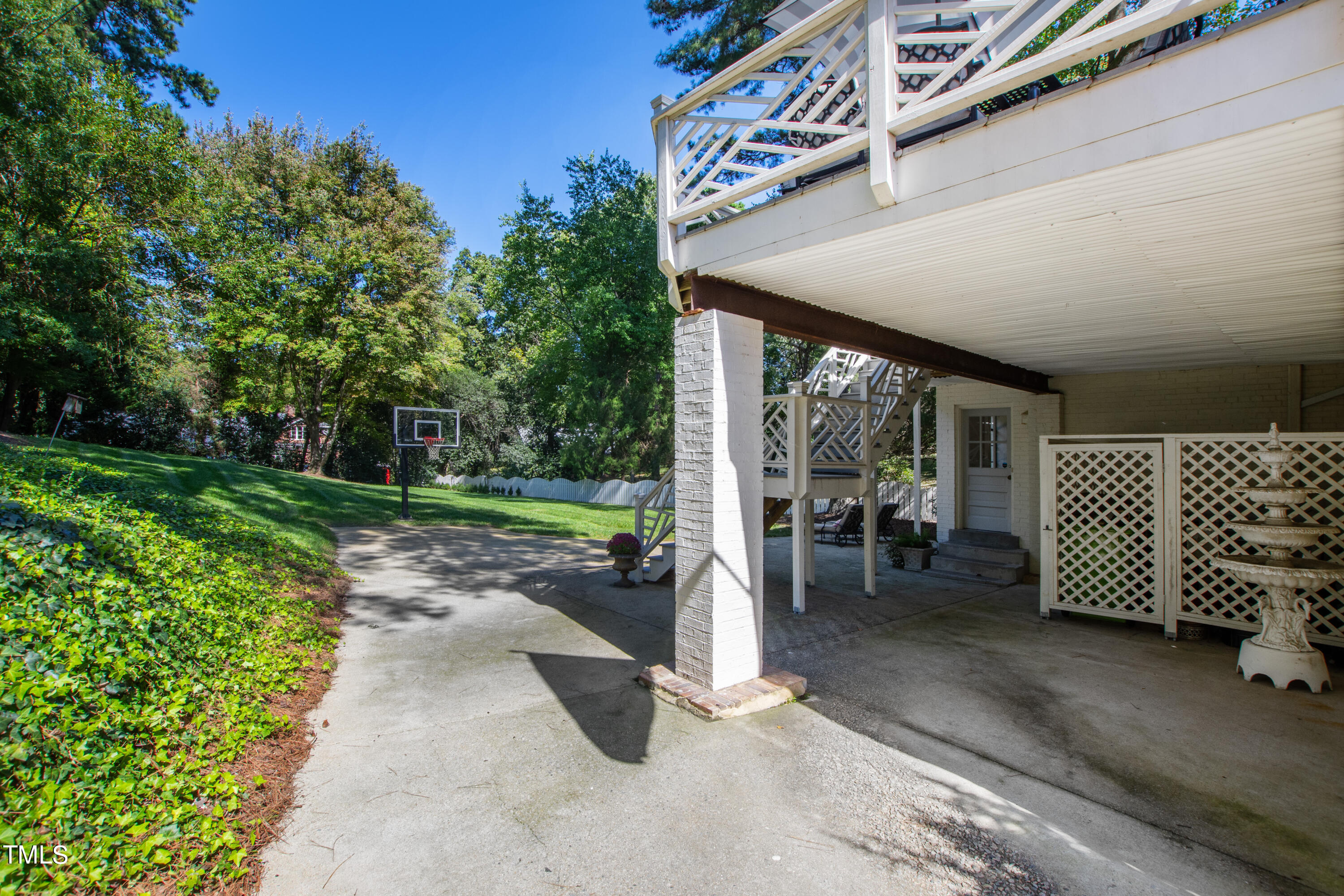 2618 Churchill Road Raleigh, NC 27608 - Photo 55 of 58 52 back