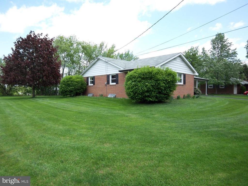 221 Landis Valley Road Lititz, PA 17543 - Photo 2 of 11