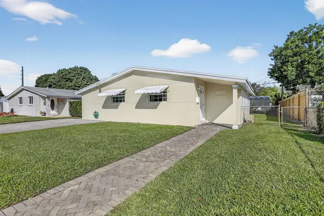 $419,000 | 6717 Farragut Street, Hollywood, FL 33024
