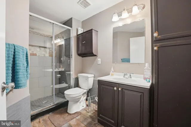 $450,000 | 8514 Charnwood Court, Manassas, VA 20111