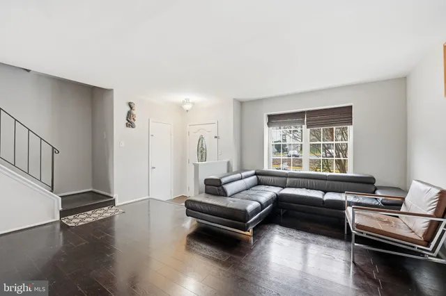 $450,000 | 8514 Charnwood Court, Manassas, VA 20111