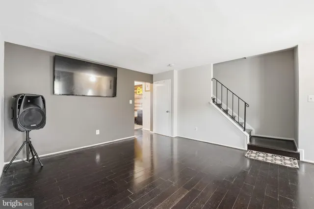 $450,000 | 8514 Charnwood Court, Manassas, VA 20111