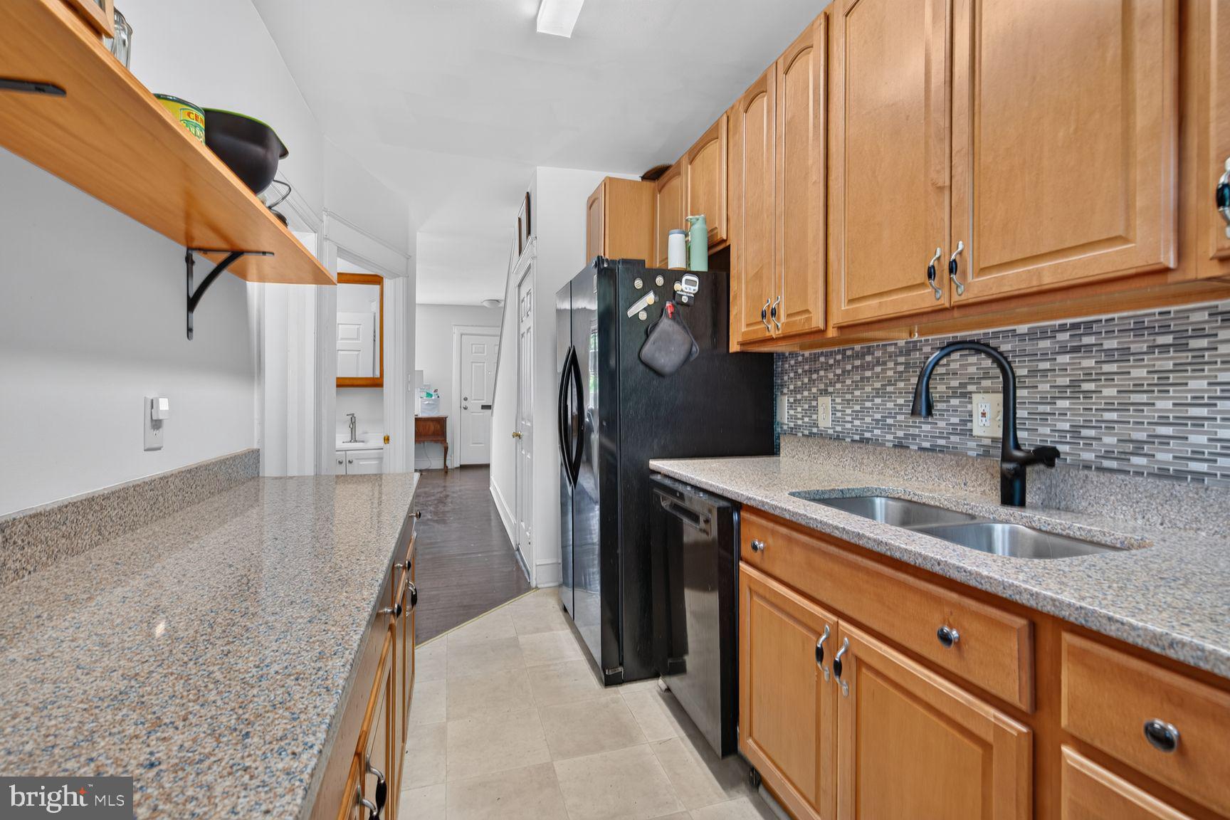 455 15th Street Northeast Washington, DC 20002 - Photo 9 of 30 Kitchen