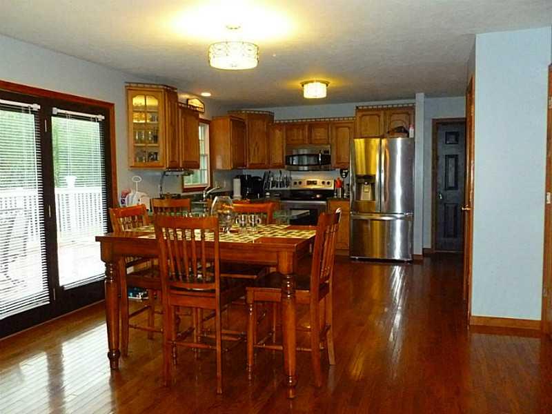326 Snowden Road Hookstown, PA 15050 - Photo 4 of 24 Kitchen.