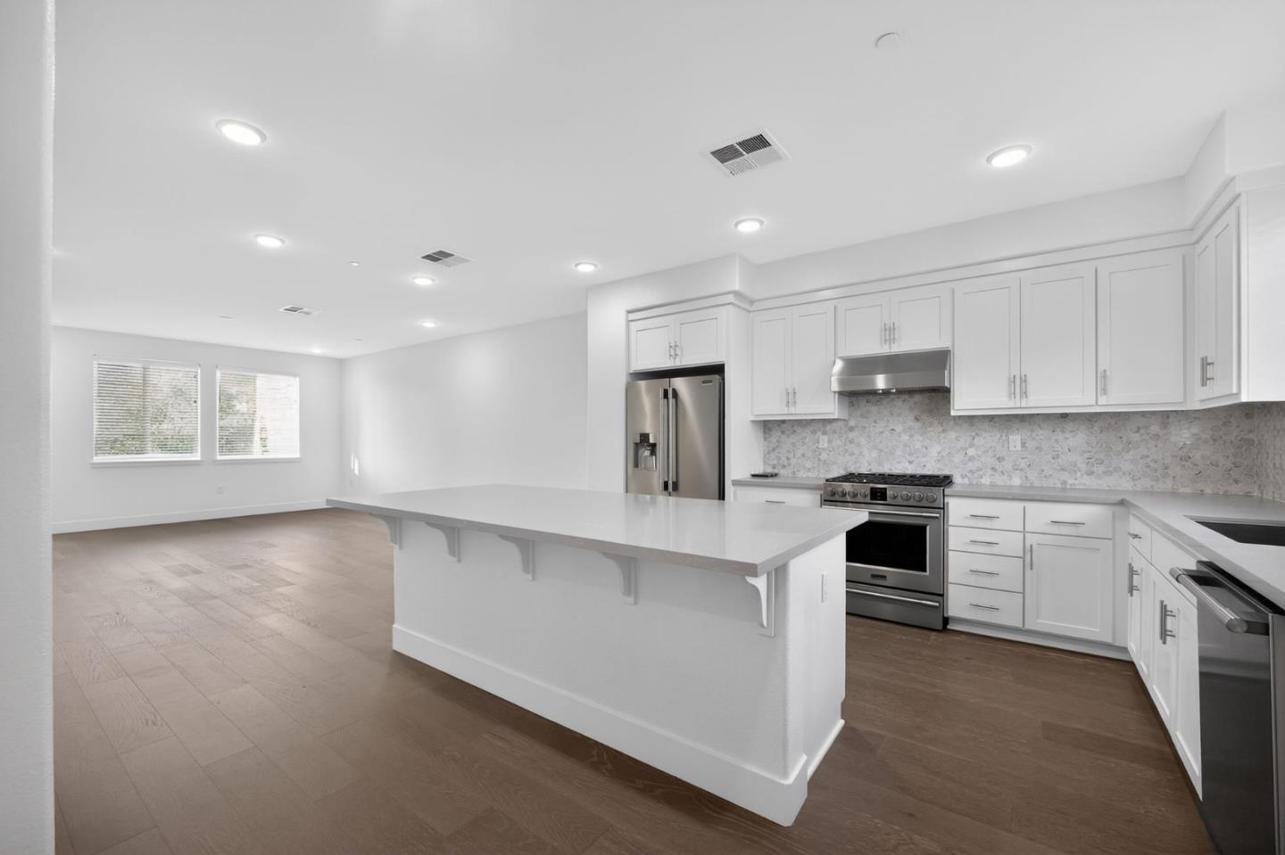 392 Line Street Hayward, CA 94544 - Photo 21 of 35