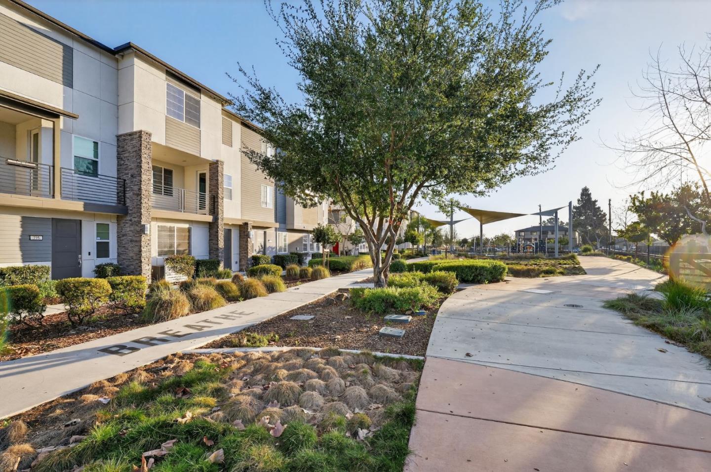 392 Line Street Hayward, CA 94544 - Photo 9 of 35