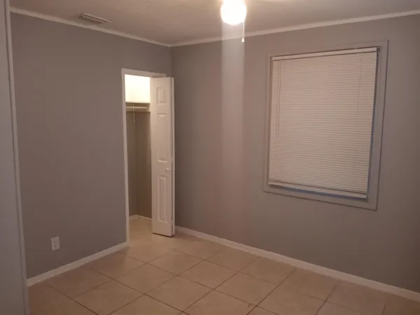 $1,950 | 522 West 3rd Street, Riviera Beach, FL 33404